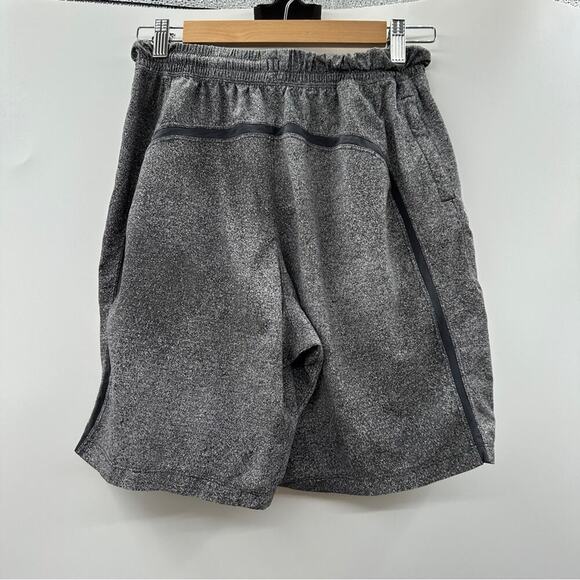 Lululemon Pace Breaker Short 9" Linerless in Carbon Mist Alpine Grey Sz S - Picture 4 of 8
